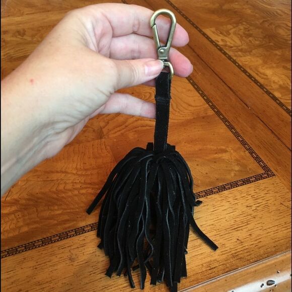 FRINGE BALL Attaches to your Bag or Keys! - Picture 1 of 8